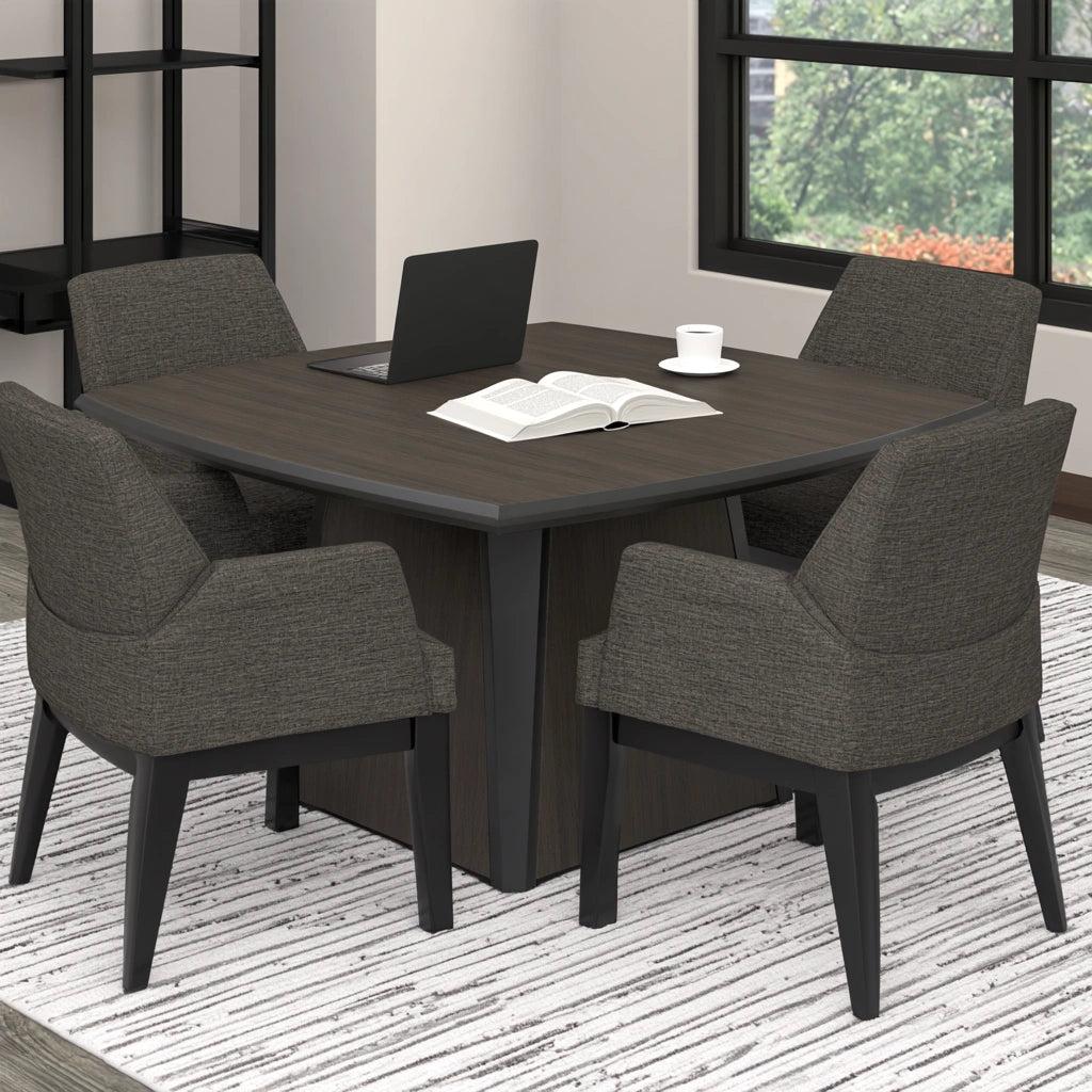 Eettafel, kleur donkerbruin