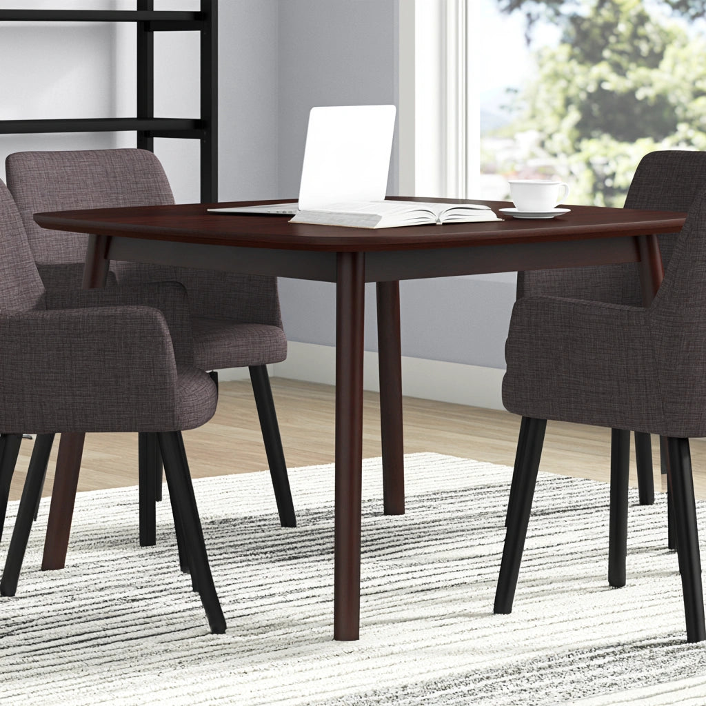 Eettafel, kleur donkerbruin